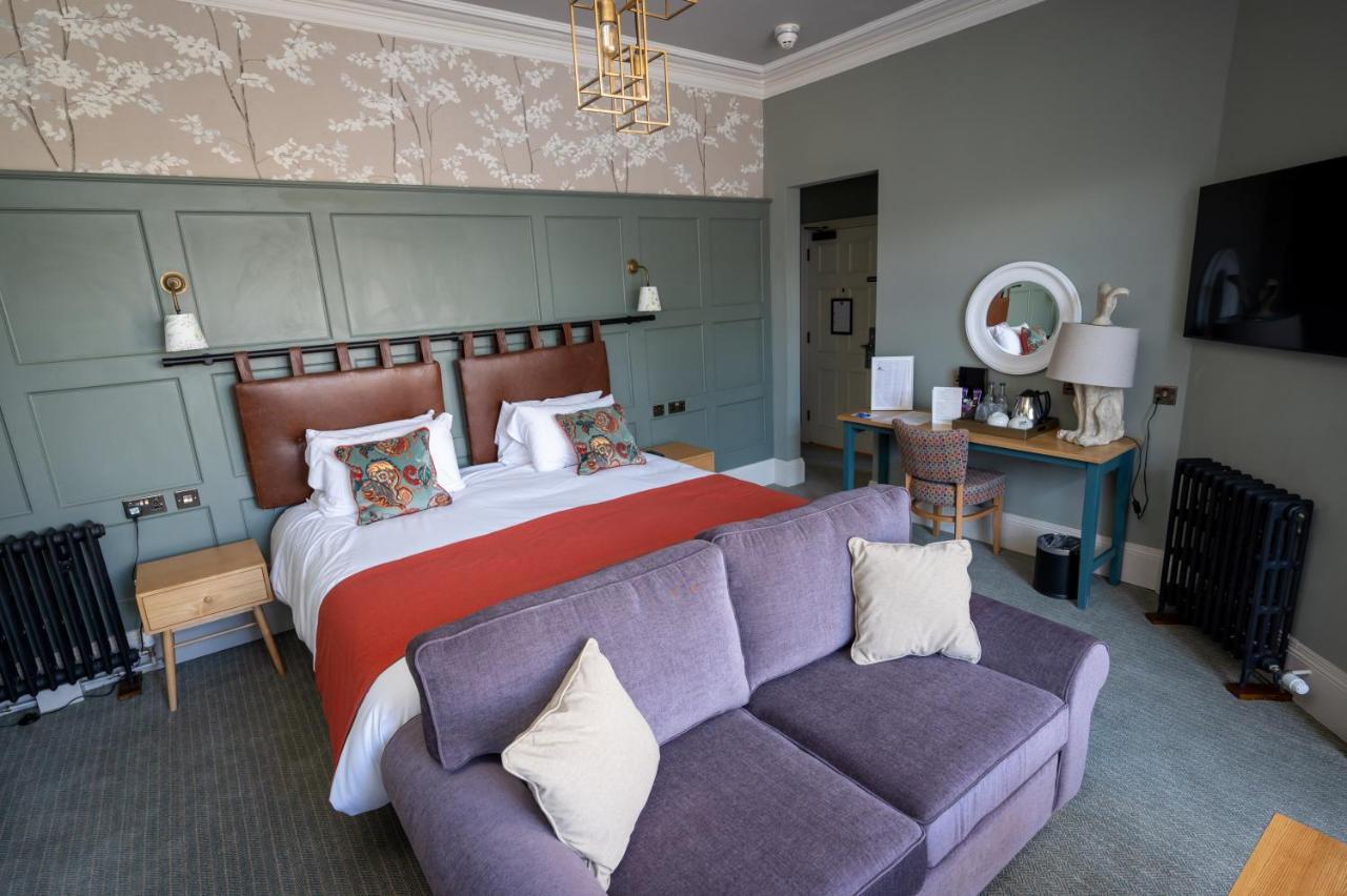 Victoria Hotel By Chef & Brewer Collection เมไนบริดจ์ ภายนอก รูปภาพ